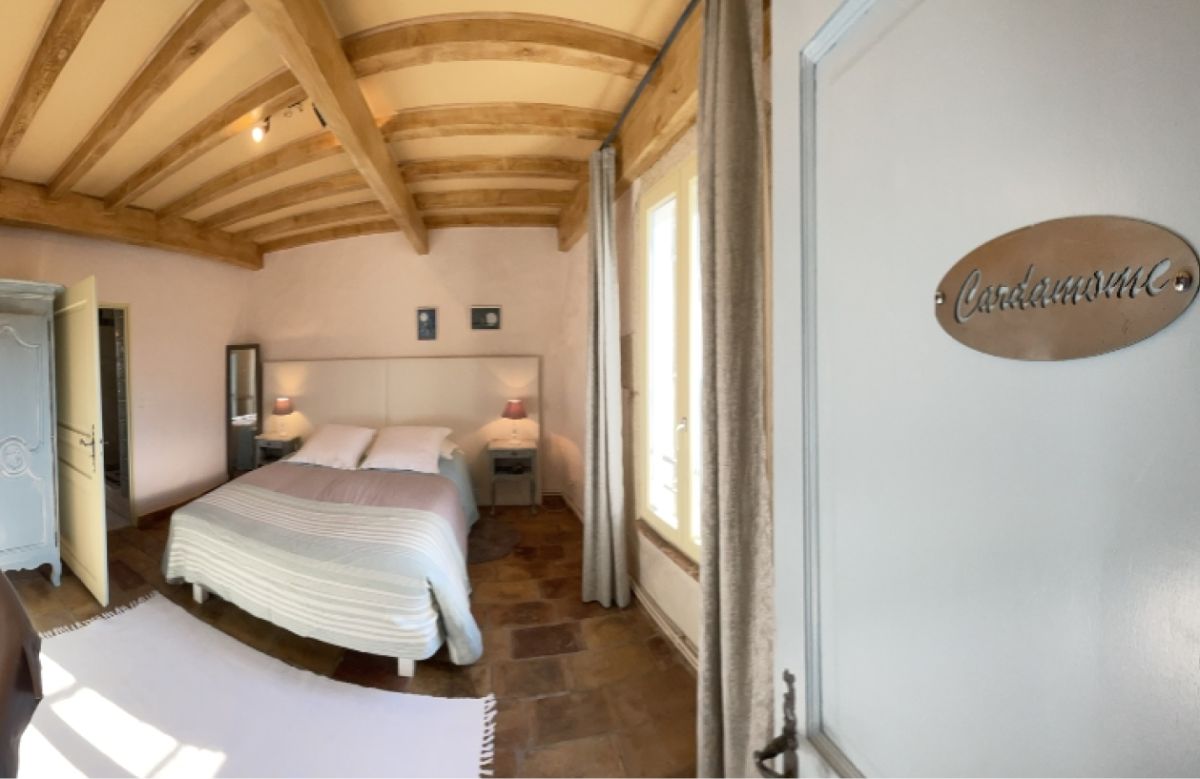 Chambre Cardamone- L'Escampe - restaurant LUNEL